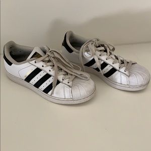 Adidas superstar
